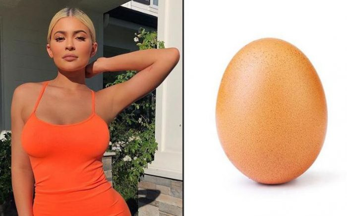 Kylie Jenner, yumurtaya yenildi

