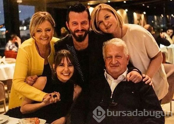 Aslı Enver, Murat Boz'un annesini takibe aldı
