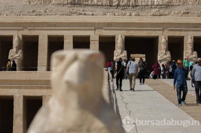 Kadın firavun Hatşepsut'un tapınağı ilgi çekiyor
