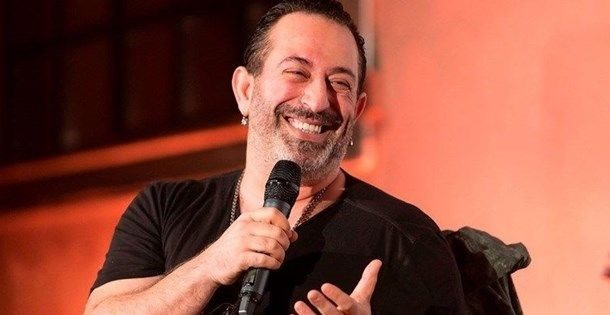 Cem Yılmaz'ın yeni gösterisinin ilk biletleri tükendi