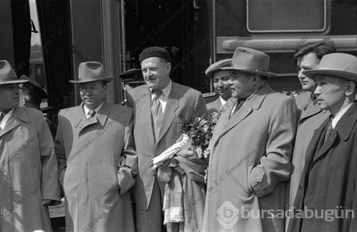 Nazım Hikmet 117 yaşında! (Doğum gününde bilinmeyen fotoğrafları)