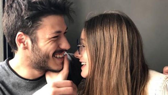 'Varlığın her günüme lütuf' Kubilay Aka'dan romantik paylaşım!
