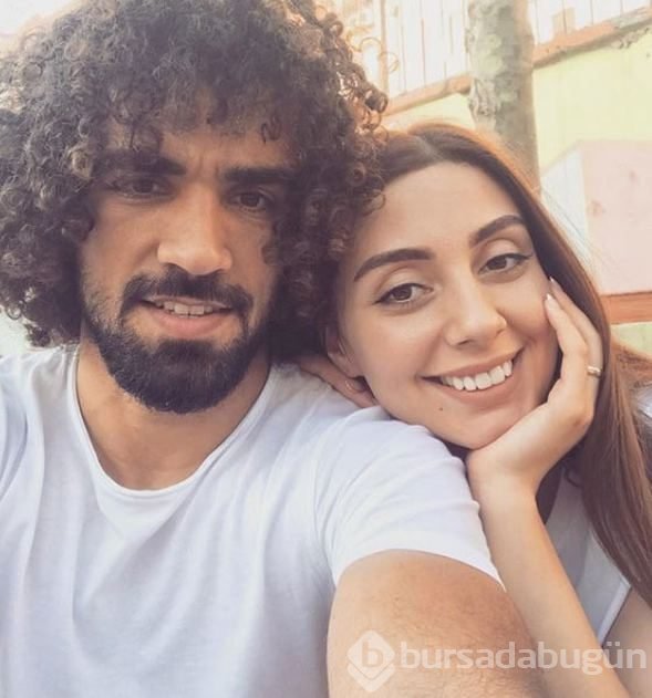 Sadık Çiftpınar'ın eşi Betül Çiftpınar kocasına mesaj atan oyuncuyu böyle ifşa etti!
