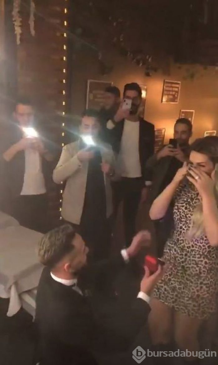 Selin Ciğerci evlilik teklifi aldı
