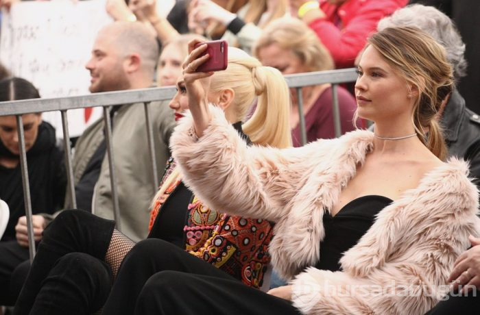 Dua Lipa ev halini paylaştı (Ünlülerin ev halleri)
