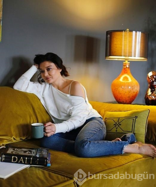 Dua Lipa ev halini paylaştı (Ünlülerin ev halleri)