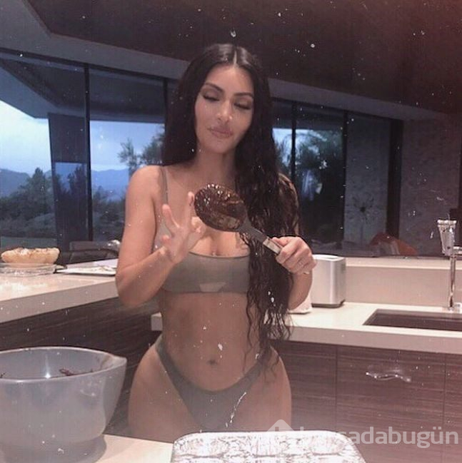 Dua Lipa ev halini paylaştı (Ünlülerin ev halleri)