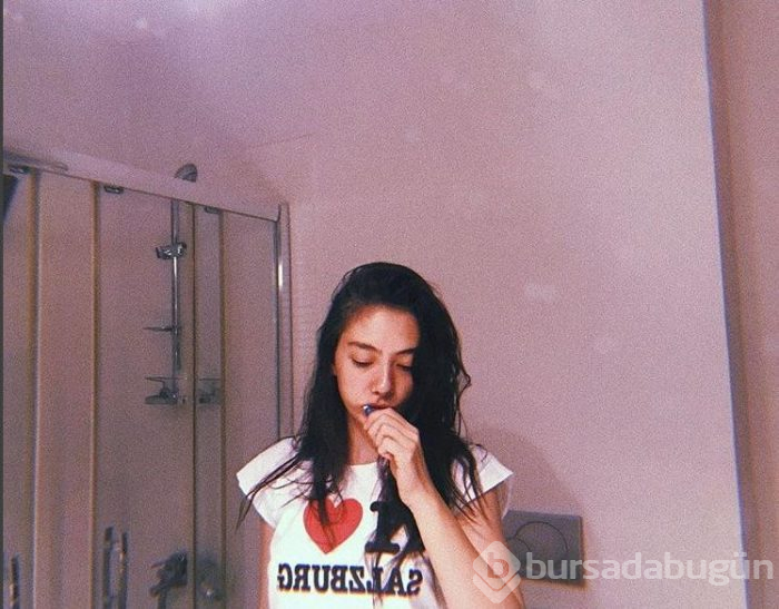 Dua Lipa ev halini paylaştı (Ünlülerin ev halleri)