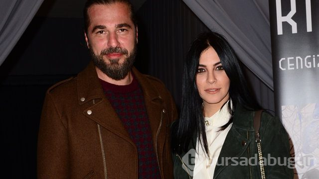 Engin Altan Düzyatan-Neslişah Alkoçlar çifti gece gezmesinde
