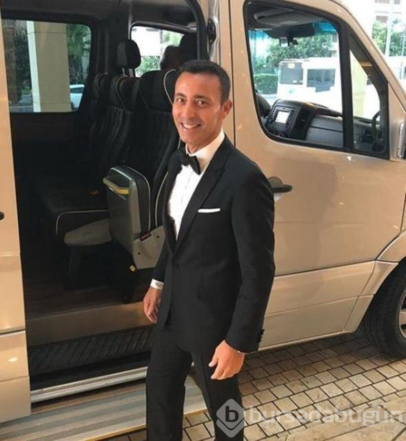Mustafa Sandal, Melis Sütşurup ile aşkını ilan etti

