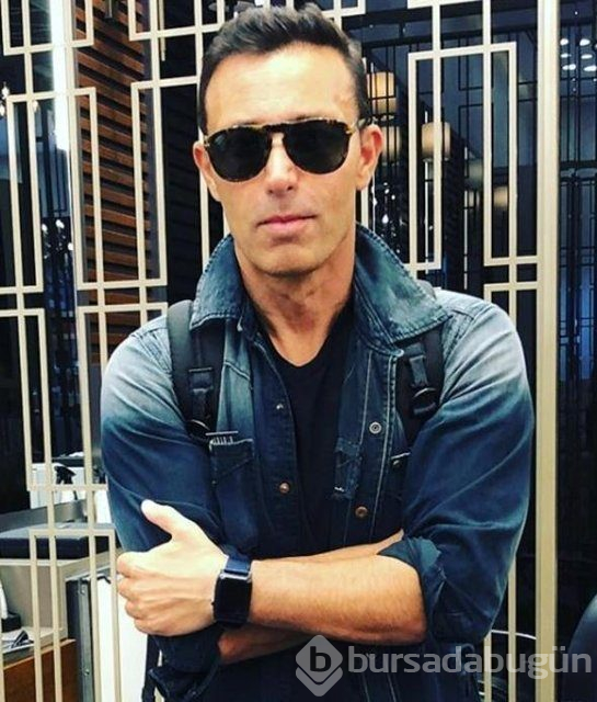Mustafa Sandal, Melis Sütşurup ile aşkını ilan etti
