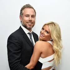 Jessica Simpson bebeği için gün sayıyor
