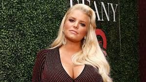 Jessica Simpson bebeği için gün sayıyor
