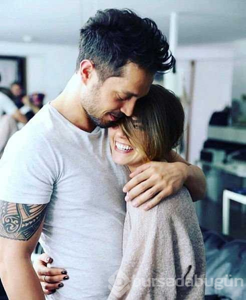 Aslı Enver ile Murat Boz'un aile yemeği!
