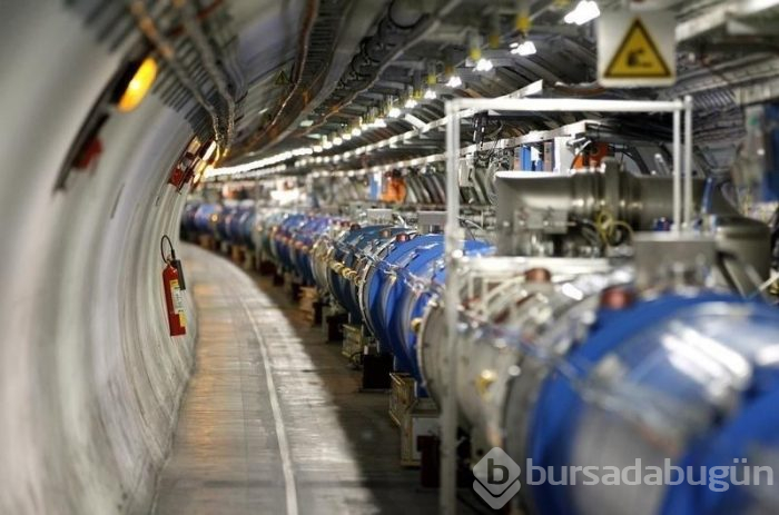 Elon Musk'tan 'CERN' açıklaması (Tanrı Parçacığı deneyi)