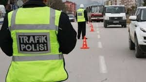 Trafik polislerine yeni üniforma