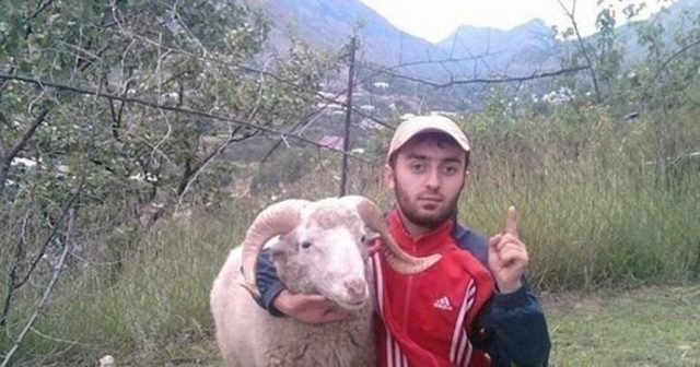 Arkadaşlık sitelerinde paylaşılmış en tuhaf fotoğraflar
