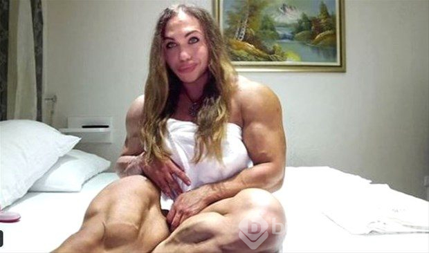 Rus kızı Natalya Kuznetsova herkesi korkutuyor
