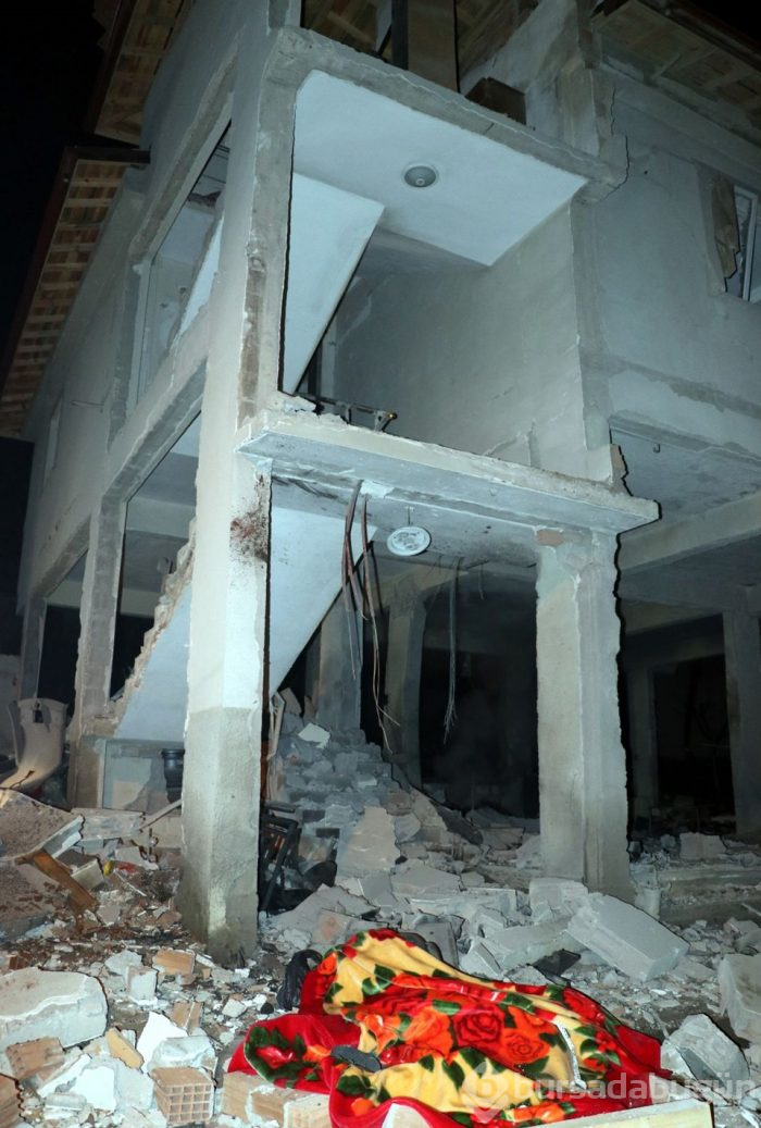 Hatay'da binanın kazan dairesinde patlama: 2 kişi hayatını kaybetti