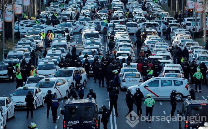 İspanya'da taksiciler Uber'e karşı grevde