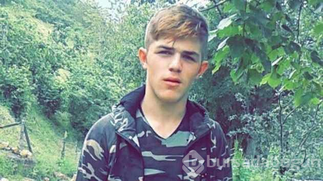 Sen Anlat Karadeniz'de duygulandıran Eren Bülbül jesti