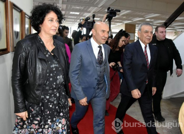 CHP'nin İzmir adayı Tunç Soyer'den, Aziz Kocaoğlu'na ziyaret 