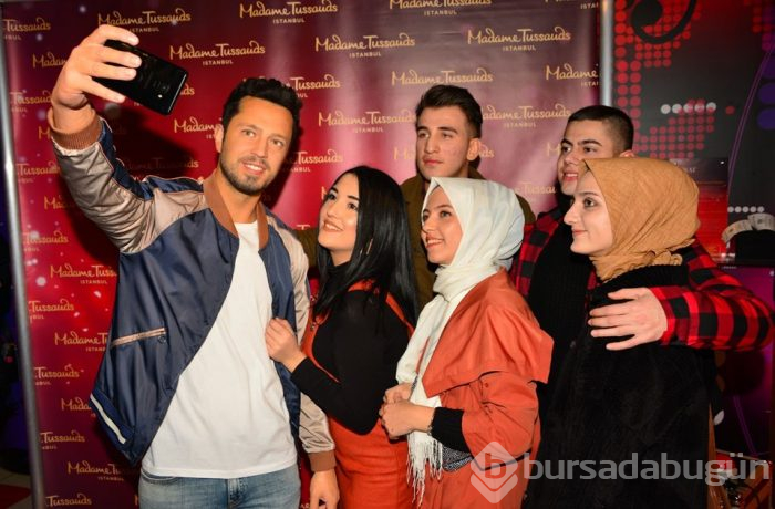 Murat Boz'un balmumu heykeli Madame Tussauds'da