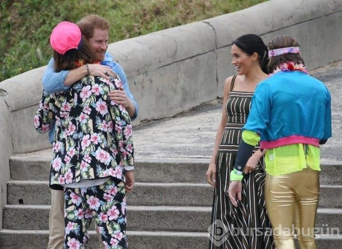 Meghan Markle kulağında servet taşıyor