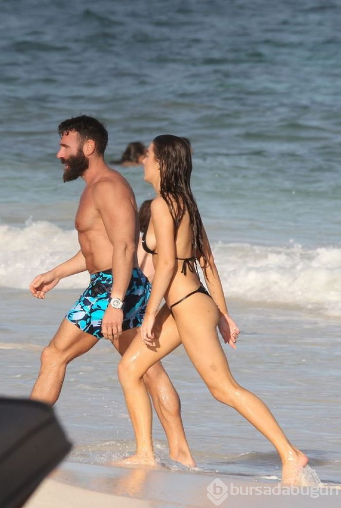 Dan Bilzerian ve kız arkadaşları tatilde!