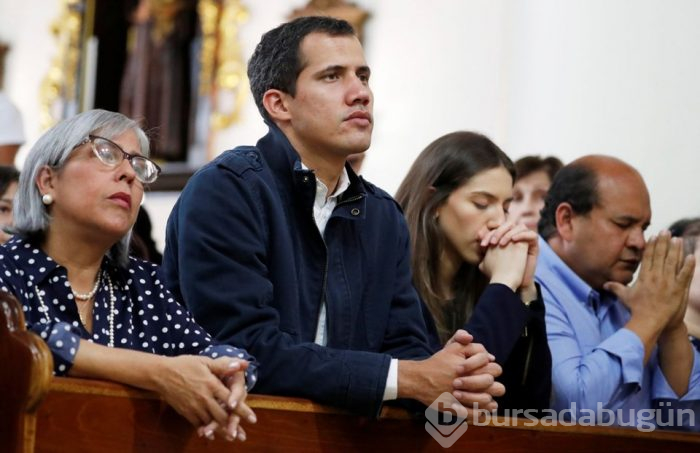  Venezuela'da muhalifler yeniden sokağa iniyor 