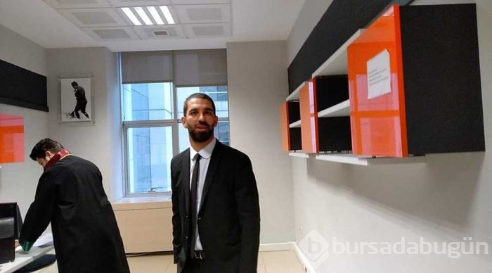Arda Turan ve Berkay Şahin hakim karşısında
