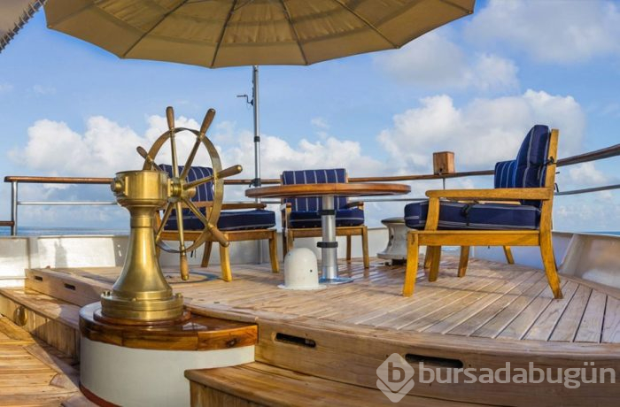 Grace Kelly'nin yatıyla Darwin'in izinde Galapagos Adaları (Balayı tatili önerileri)