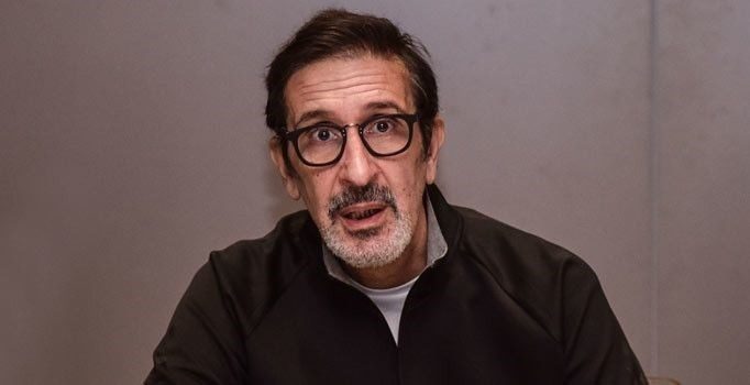 Sinan Çetin'den Cem Özer'e yanıt: Sözleşmeyi fesih ederek kendisini atıyoruz