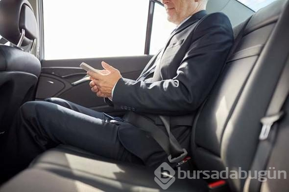 Koltuğunuzda sigara yanığı mı var? Bakın nasıl tamir ediliyor