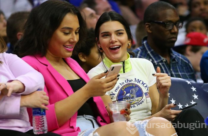 Rami Malek ve Lucy Boynton'ın basketbol aşkı (NBA maçlarına damga vuran ünlü isimler)