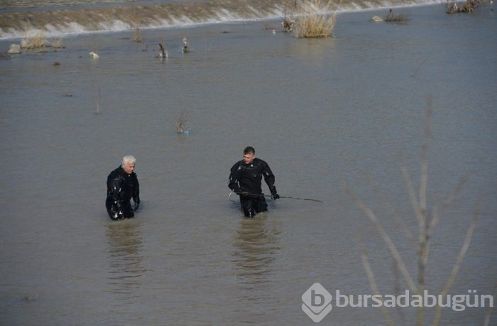 Antalya'da derede kaybolan Buse'yi arama çalışmaları devam ediyor
