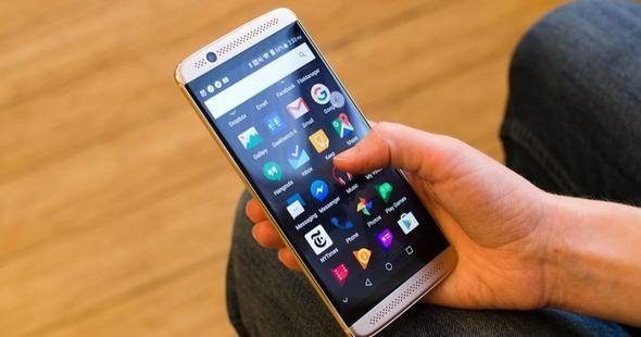 Bu telefonlar dünyayı sallayacak! Hepsi bu ay geliyor...
.