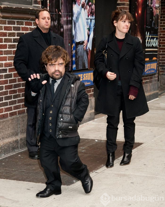 Peter Dinklage kızıyla aynı scooter'da