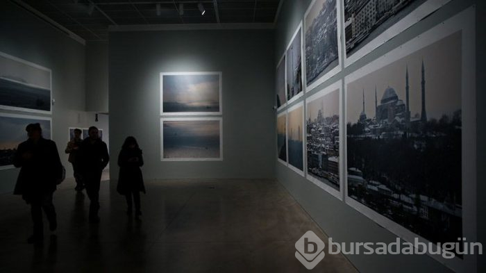 Orhan Pamuk'un Balkon Fotoğraflar sergisi açıldı