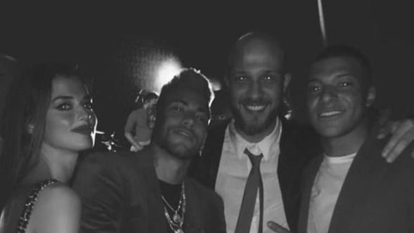 Neymar'ın partisine damga vuran Türk kızı!
