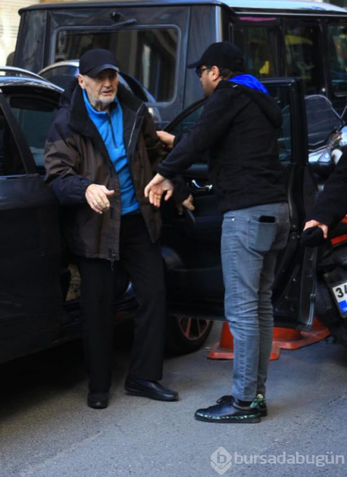 Örnek evlat Emre Altuğ
