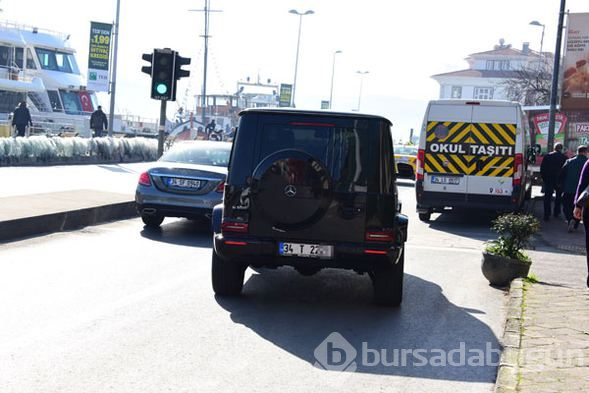Arda Turan'ın Aslıhan Doğan'a aldığı cipte Tarkan detayı!
