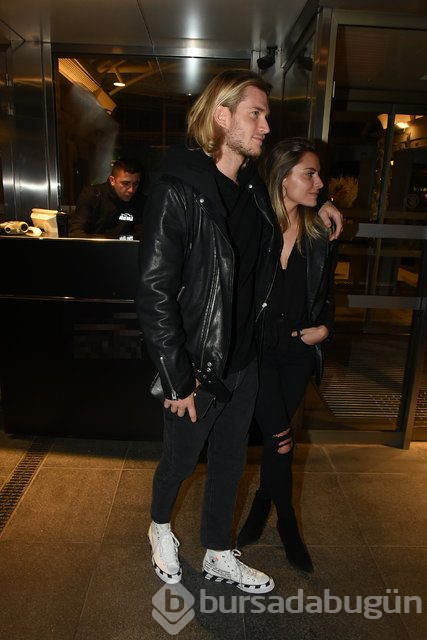 Loris Karius ile sevgilisi Sophia Thomalle'dan aşk pozları
