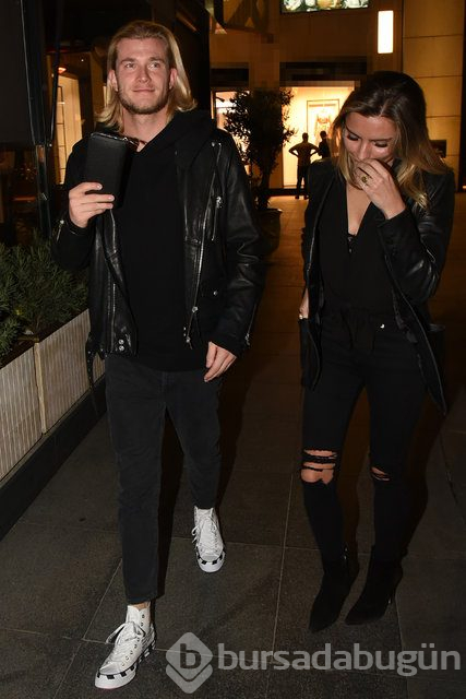 Loris Karius ile sevgilisi Sophia Thomalle'dan aşk pozları
