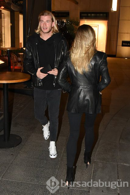 Loris Karius ile sevgilisi Sophia Thomalle'dan aşk pozları

