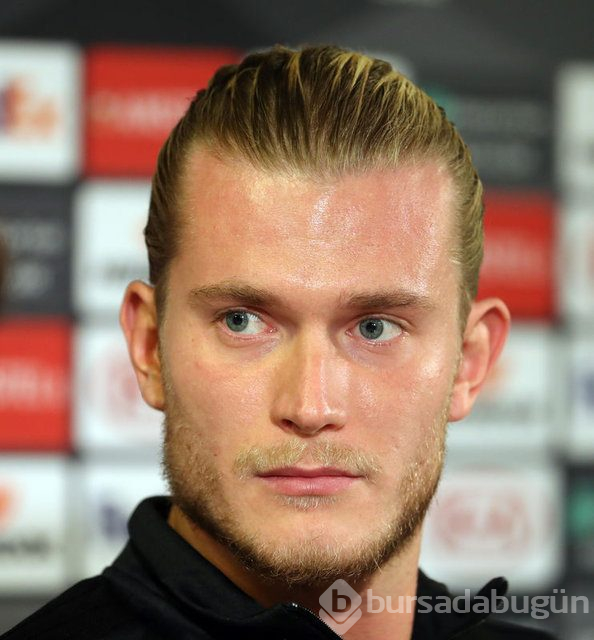Loris Karius ile sevgilisi Sophia Thomalle'dan aşk pozları
