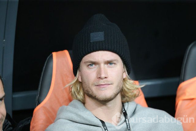 Loris Karius ile sevgilisi Sophia Thomalle'dan aşk pozları

