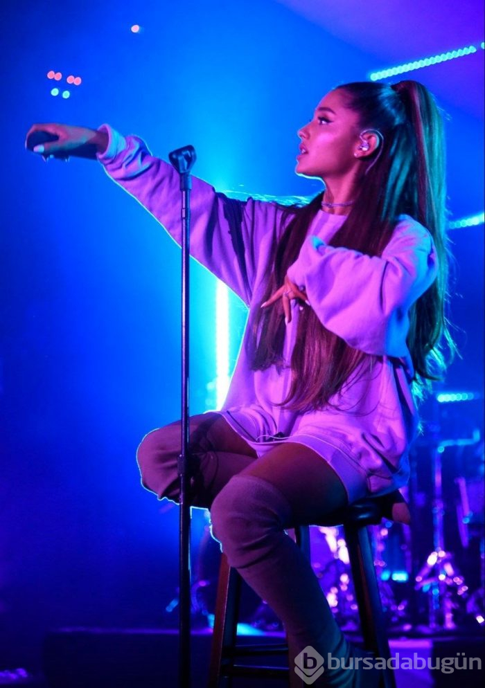Ariana Grande şarkı krizi nedeniyle Grammy'ye katılmıyor