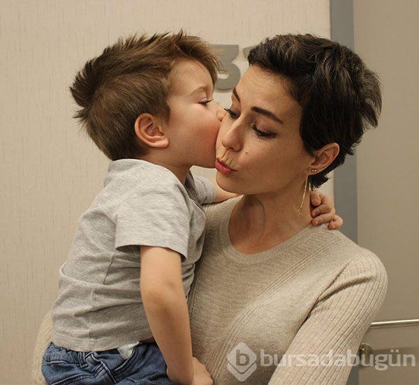 Annesiyle kanseri yenmişti! Acun Ilıcalı'ya övgü yağdırdı