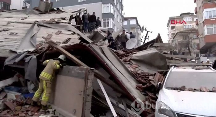 Kartal'da 8 katlı bina çöktü